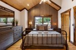 Mountain Echoes - Upper Level King Bedroom